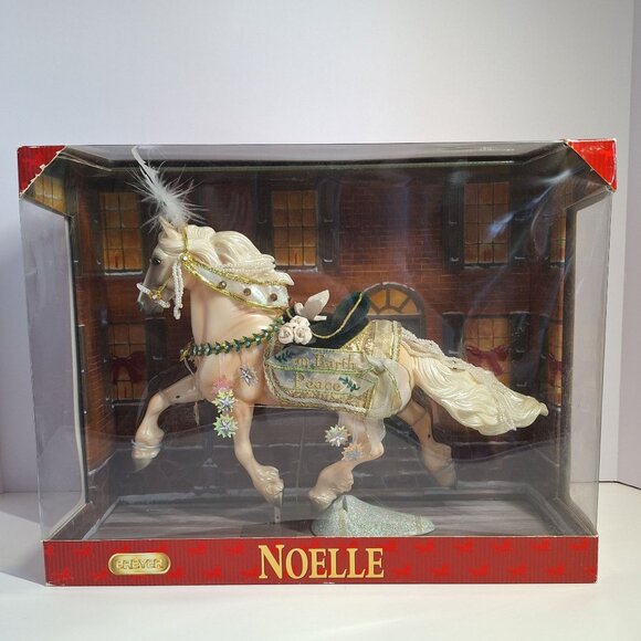Breyer Noelle Holiday Horse 2008 Christmas Retired Has Never Been Out Of Box - Picture 1 of 16